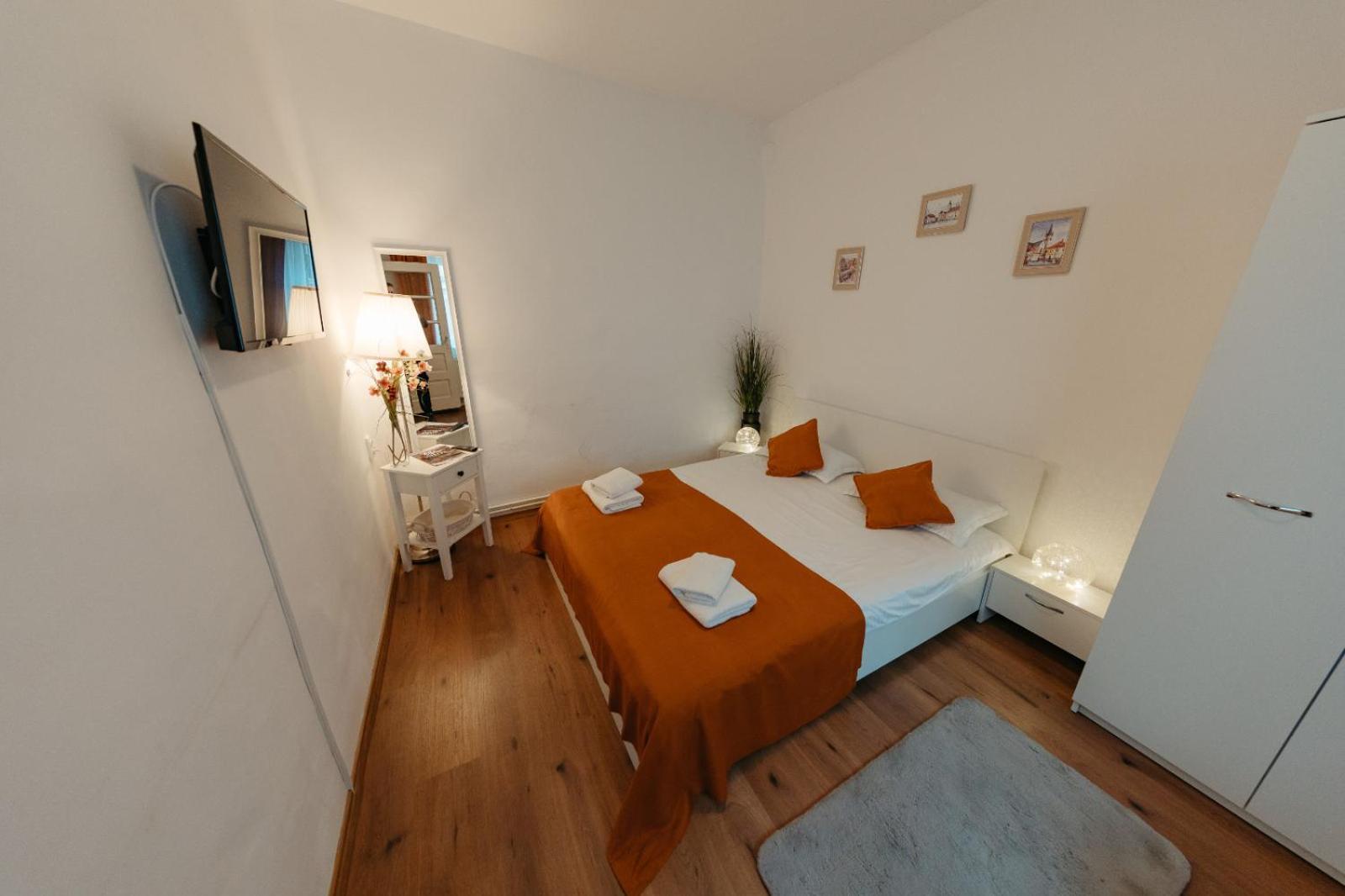Flh - Apartament Mai Cu Aroma De Cafea Si Ceai Sibiu Buitenkant foto