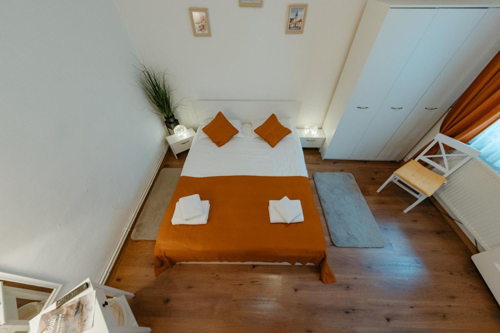 Flh - Apartament Mai Cu Aroma De Cafea Si Ceai Sibiu Buitenkant foto