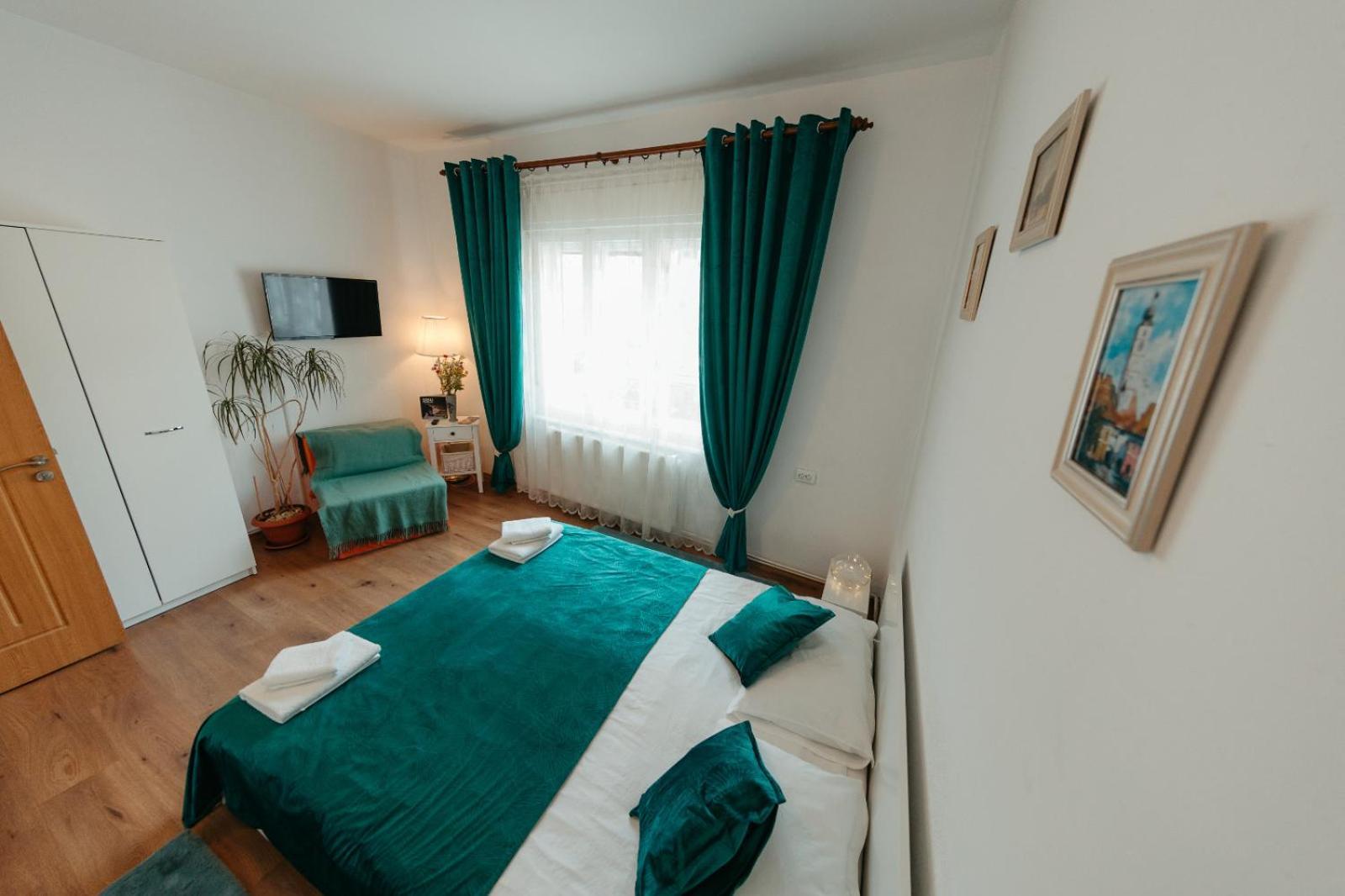Flh - Apartament Mai Cu Aroma De Cafea Si Ceai Sibiu Buitenkant foto