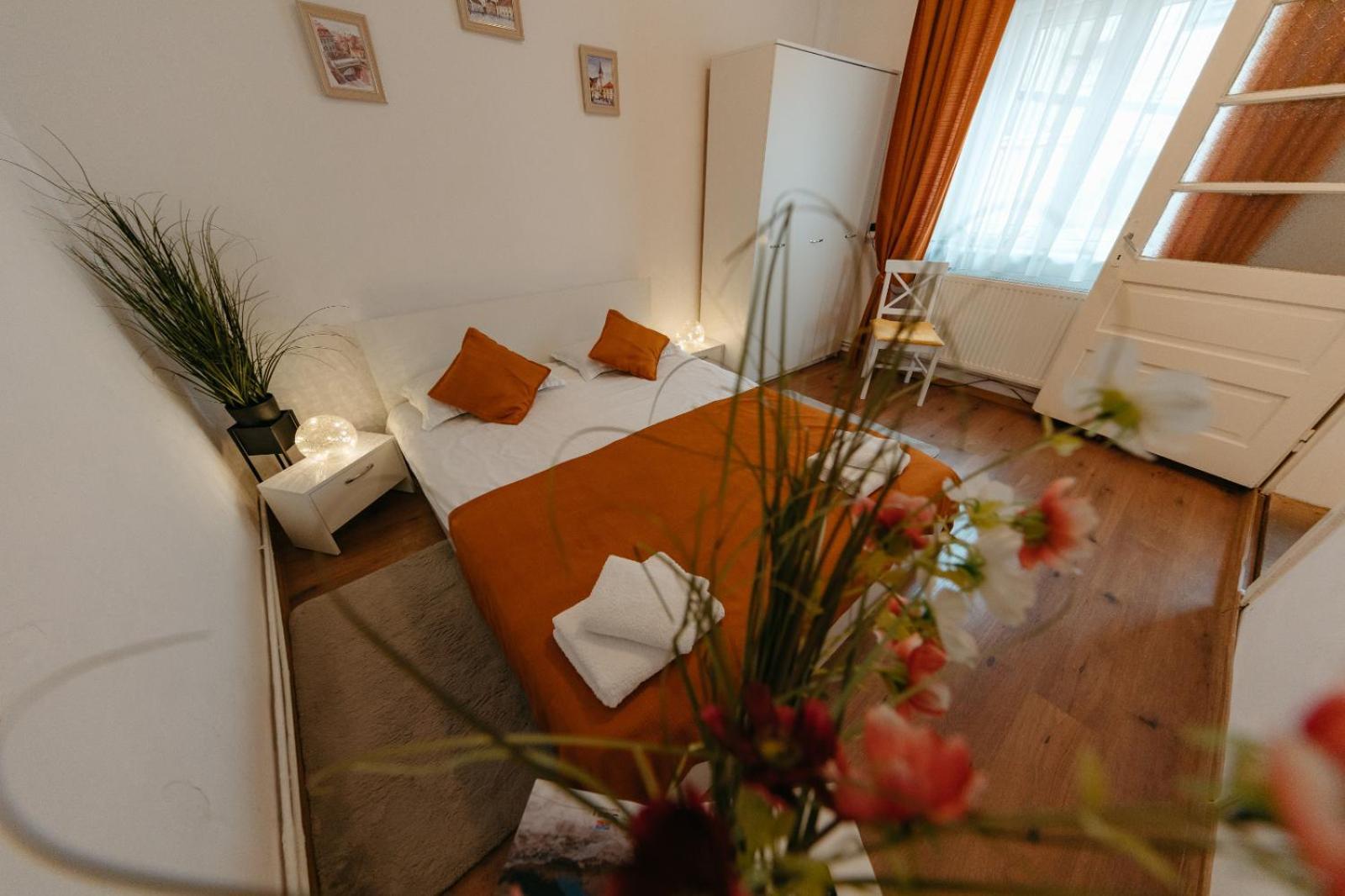 Flh - Apartament Mai Cu Aroma De Cafea Si Ceai Sibiu Buitenkant foto
